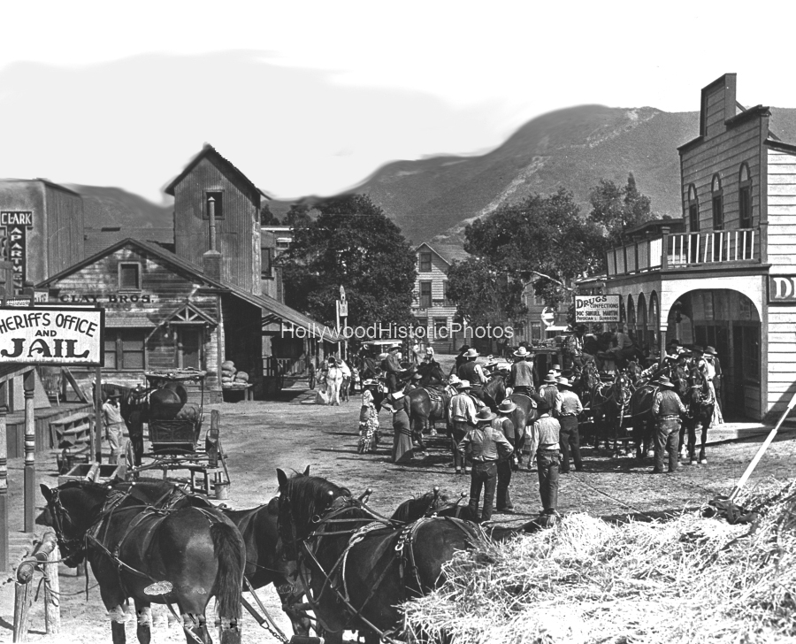 Columbia Ranch 1940 Hollywood Way and Oak St. filming Renegades wm.jpg